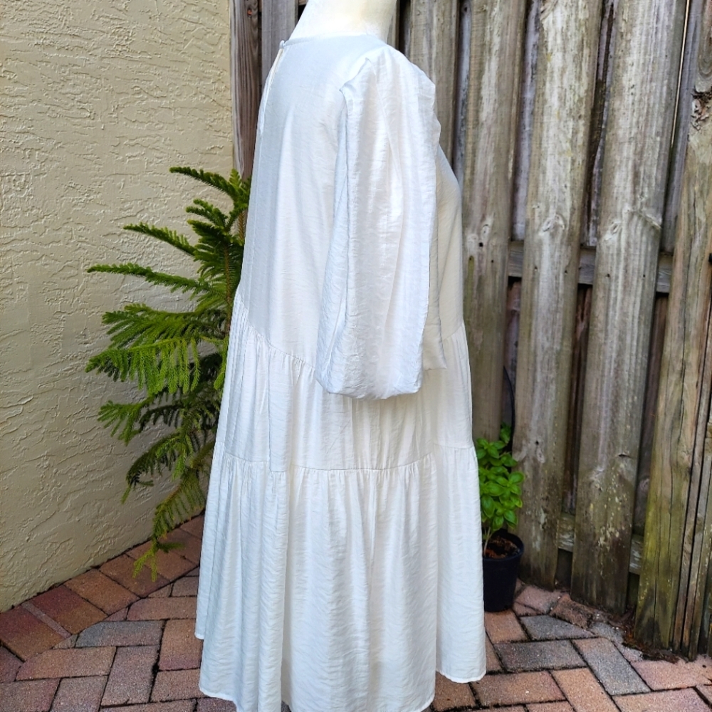 Anthropology Moon River White Dress - Picture 4 of 9